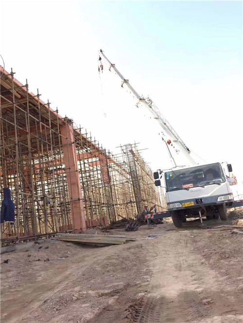 西乡塘区25 吨、50 吨吊车怎么选？多大重量 / 半径适合对应车型？